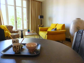 Appartement élégant et confortable au cœur de Vichy, près de l'Opéra et des Parcs Napoleon III - FR-1-489-303
